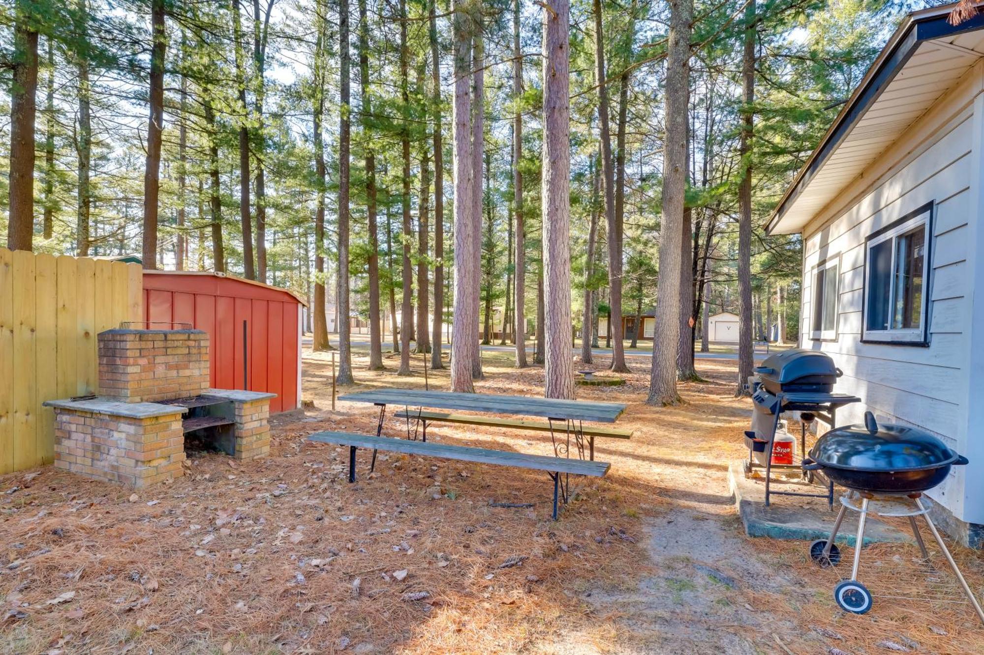 Wisconsin Cabin With Atv Trails, Near Lake Arbutus! Hatfield Luaran gambar