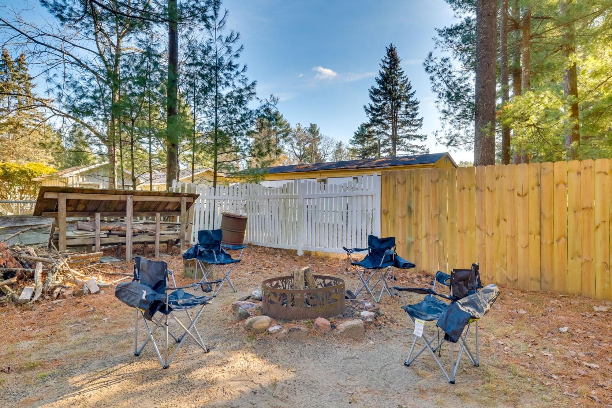Wisconsin Cabin With Atv Trails, Near Lake Arbutus! Hatfield Luaran gambar